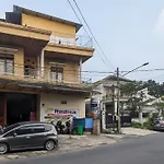 Redisa Redpartner Near Rs Saiful Anwar